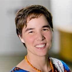 Dr. Julia Sattler ( IL)