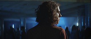 Tinta Bruta, um filme de Filipe Matzembacher e Márcio Reolon.