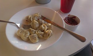 Wo ist der glückliche Pelmeni