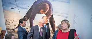 Federal President Frank-Walter Steinmeier and Claudia Hahn-Raabe, director of the Goethe-Institut Lisbon.