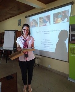 Naturwissenschaft Durch Experimente Begreifen Lehrerfortbildung In Bafoussam Und Yaounde Goethe Institut Kamerun