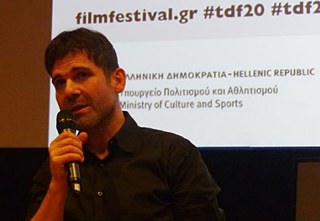 Ο Μενέλαος Καραμαγγιώλης είναι ένας από τους πιο σημαντικούς κινηματογραφιστές της Ελλάδας. 