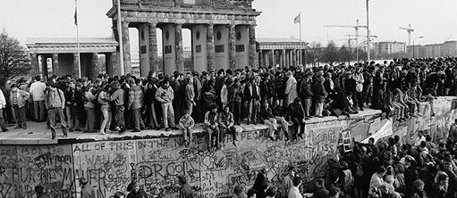 Barbara Klemm, Fall der Mauer, Berlin 10.11.1989.