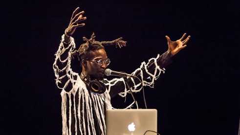 Ibaaku in concert