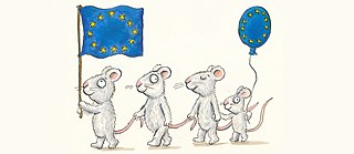 Vier Mäuse, die die Europaflagge halten.
