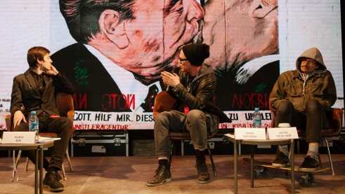 Participants of the discussion „Simulacrums der Revolution“ at the international forum „Kunst der direkten Handlung“