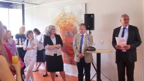 Manuela Beck, Regionalleiter Roland Meinert und Generalsekretär des Goethe-Instituts, Johannes Ebert, bei der Eröffnung