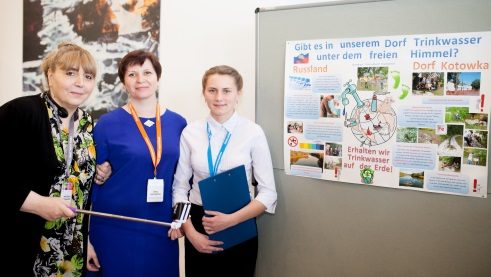 Khatuna Kapanadze, Irina Lukjanowa und Anastasija Dawydenko arbeiteten am Trinkwasserprojekt