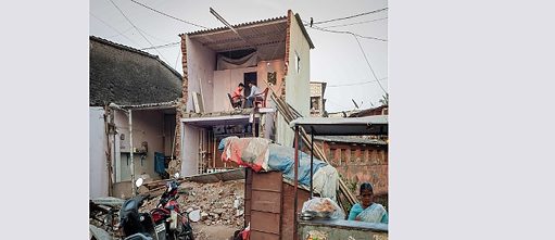 PHOTO PROJECT BY PETER BIALOBRZESKI IN MUMBAI
