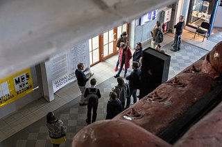 Führung durch die Ausstellung mit Kurator Bernhard Serexhe