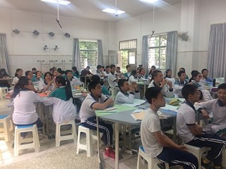 Gruppenarbeit geht auch mit 46 Lernenden