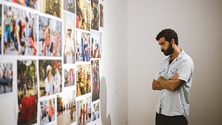 Ein Besucher der Konferenz „Echos des Südatlantiks“