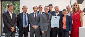 Foreign minister Heiko Maas (centre) with two of the awardees, Gert Engels on his right and Otto Pfister on his left