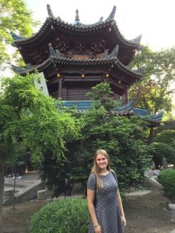 Im Innenhof der Großen Moschee