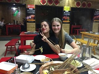 Mit Anita aka Anna beim Hotpot-Essen