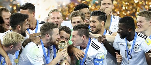 Сборная Германии по футболу после победы со счётом 1:0 (матч Германия/Чили) в финале Кубка конфедерации в Санкт-Петербурге, 2.7.2017