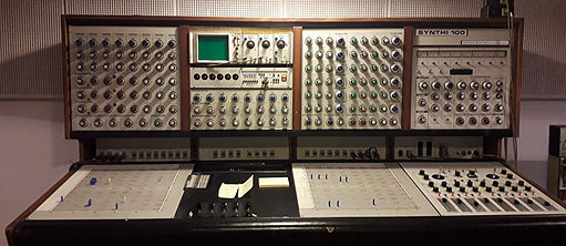 Belgrad_Residenzaufenthalt Synthesizer