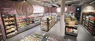 La grande chaîne suisse de supermarchés Coop est organisée en coopérative.