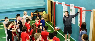 Football in German lessons and German in the sports hall 