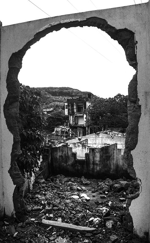 Photographer Tilaxan Tharmapalan