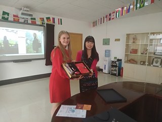 Abschiedsgeschenke austauschen