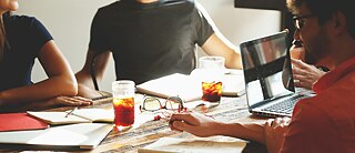 Theaterworkshop mit Yael Ronen - Gegenwart erleben