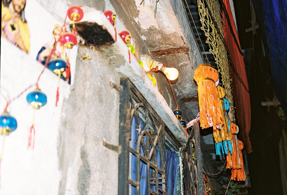 Taken at night: In the left-hand corner one can spot boards with Jesus and Mary