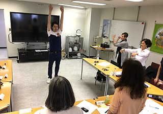 POETRY SLAM – Fortbildung und Workshop mit Fabian Navarro  &copy; © Goethe-Institut Tokyo POETRY SLAM – Fortbildung und Workshop mit Fabian Navarro 