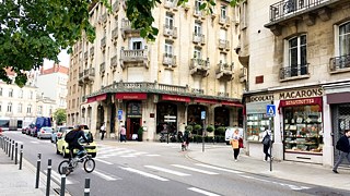 Der Weg ins Goethe-Institut Nancy verlockt zu einem Zwischenstopp beim Bäcker.