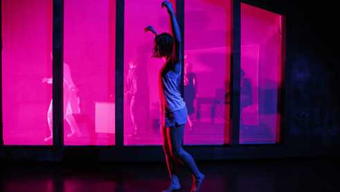 Scene from "Antigone lebt" (Antigone lives).