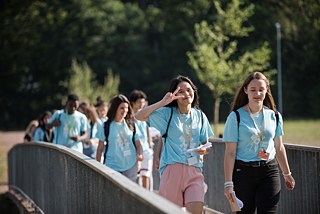 IDO Teilnehmer beim Stadtrundgang.