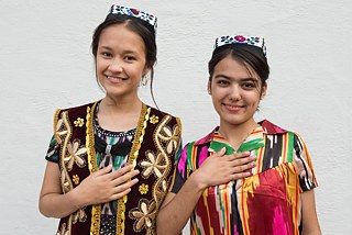 IDO-Länderabend 2018: Die Teilnehmerinnen aus Usbekistan