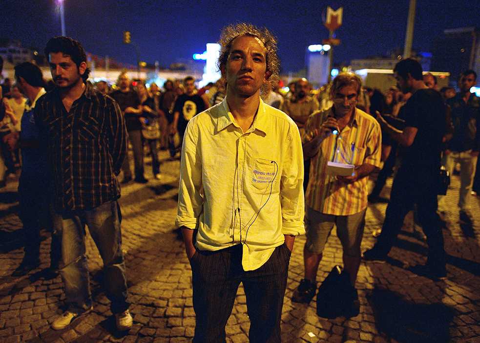 Stehen als Protestform: Der „Standing Man“ vom Gezi-Park, Tänzer und Choreograph Erdem Gündüz. 