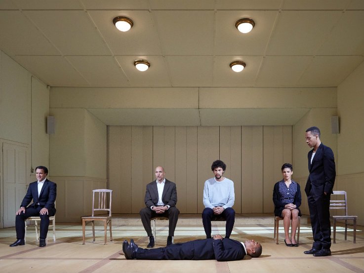 Yosemeh Adjei, Ernest Allan Hausmann, Victor Asamoah, Moses Leo, Isabelle Redfern, Jerry Hoffmann στο "Mittelreich"