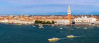 Die an der Lagune gelegene Altstadt von Venedig ist UNESCO-Weltkulturerbe und beliebt bei Besuchern.
