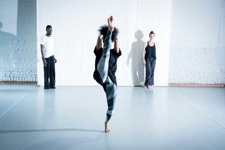 CHOMBOTROPE – The Jitta Collective