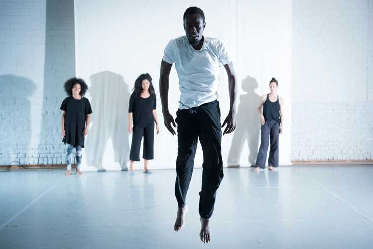 CHOMBOTROPE – The Jitta Collective