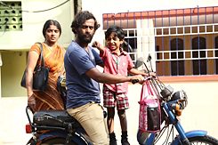 To Let © Chezhiyan Ra