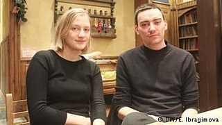 Dennis Brzek  und Morgaine Schäfer