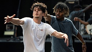 Part of the breakdance cheorography of "Opus – eine künstlerische Recherche zum Thema Arbeit"