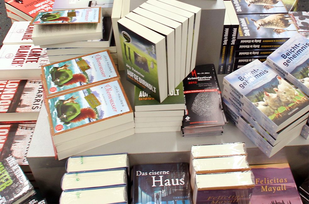 Auch im Buchhandel sind Krimis mit regionalem Bezug Kassenschlager. 