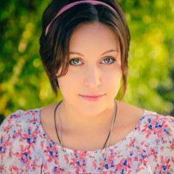 Daria Dmitrieva © © Daria Dmitrieva Daria Dmitrieva