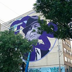 Leonard Cohen: Kevin Ledo