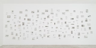 Bem-vindo, presidente!; 2015-2016. Impressão a jato de tinta sobre papel haini; 500 X 200 cm.  