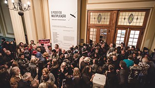 Die Eingangshalle des Museu de Arte do Rio Grande do Sul