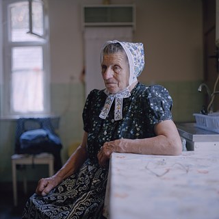 Emma Krahl, Sunday garb for church, Protestant Sorb, Area Schleife, Lusatia