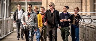 MAGICAL MYSTERY ODER: DIE RÜCKKEHR DES KARL SCHMIDT