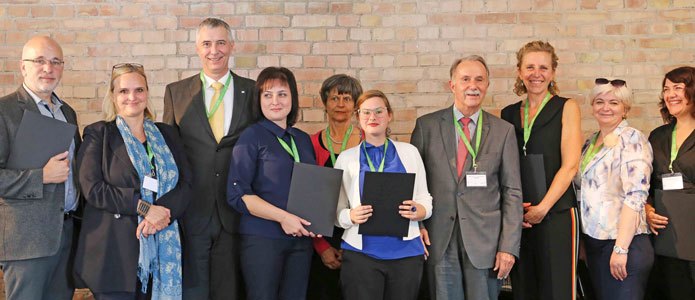 Internationale Zusammenarbeit und Konfliktprävention als Schwerpunktthemen der „Digitalen Netzwerkuniversität“