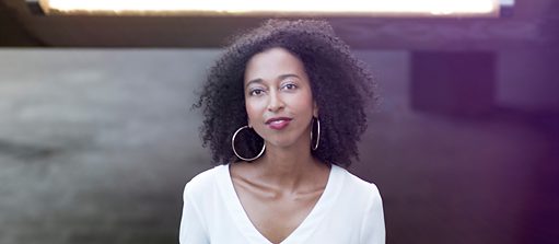 Authorin Melanie Raabe