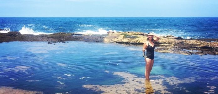Bella und das australische Strandleben in Wombarra